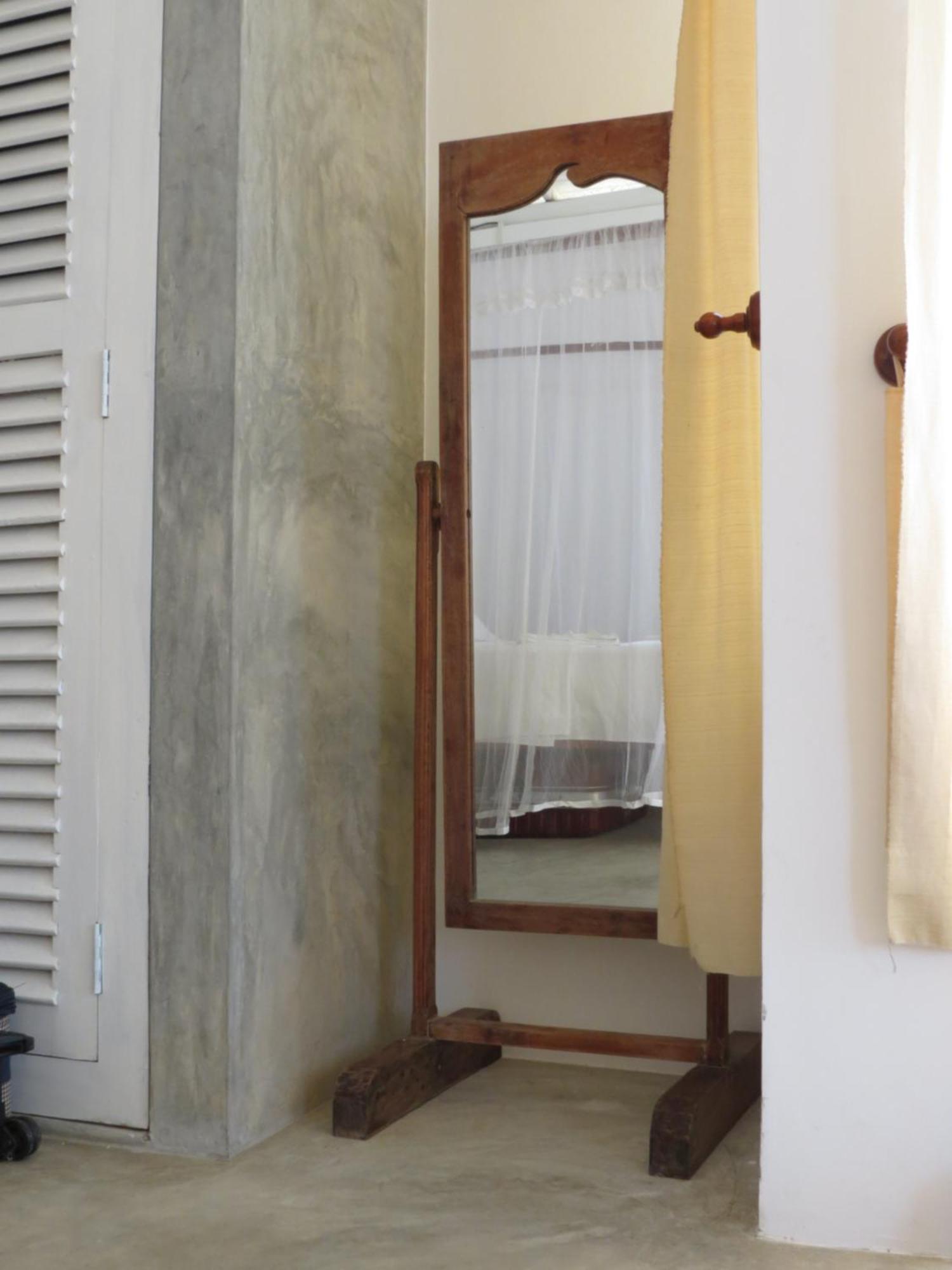 Mountain Wave Hotel And Surfshop Хикадува Стая снимка