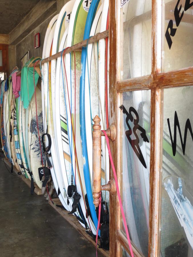 Mountain Wave Hotel And Surfshop Хикадува Екстериор снимка