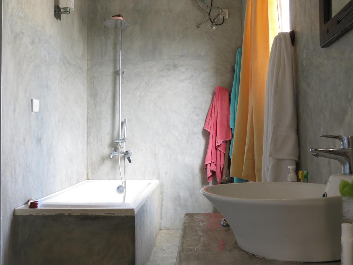 Mountain Wave Hotel And Surfshop Хикадува Екстериор снимка