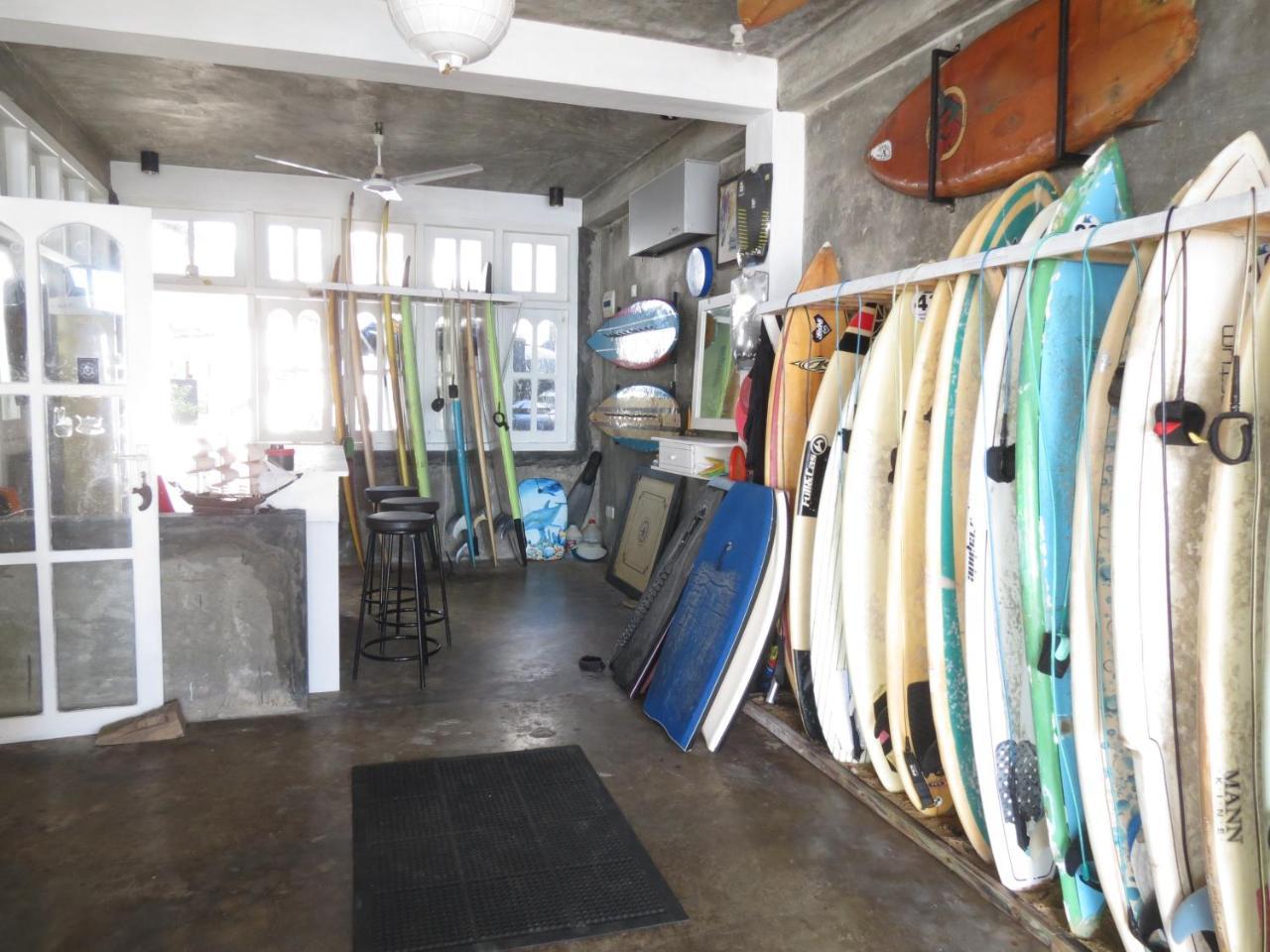 Mountain Wave Hotel And Surfshop Хикадува Екстериор снимка